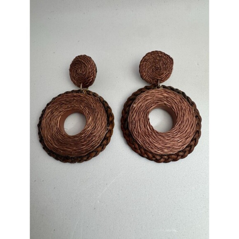 Vintage 70’s Boho Woven Raffia Large Circle Earrings Burnt Orange Dangle Pierced
